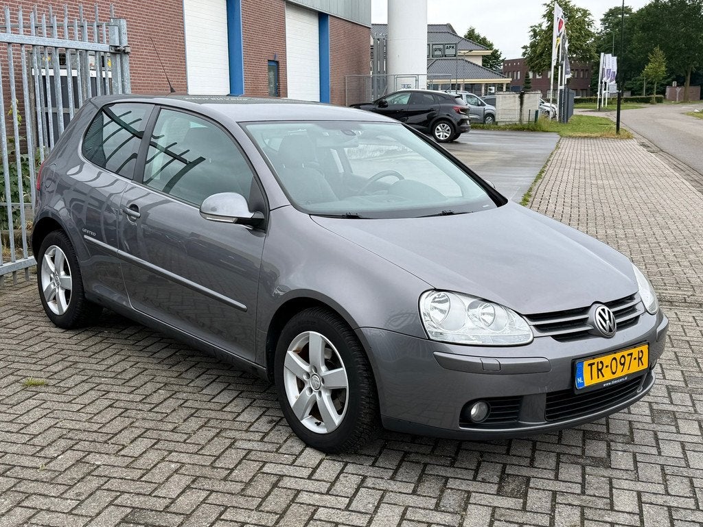 Volkswagen Golf 1.4 Trendline UNITED Turijn! Airco ECC l CRU, Auto's, Volkswagen, Stof, Gebruikt, Zwart, 4 cilinders