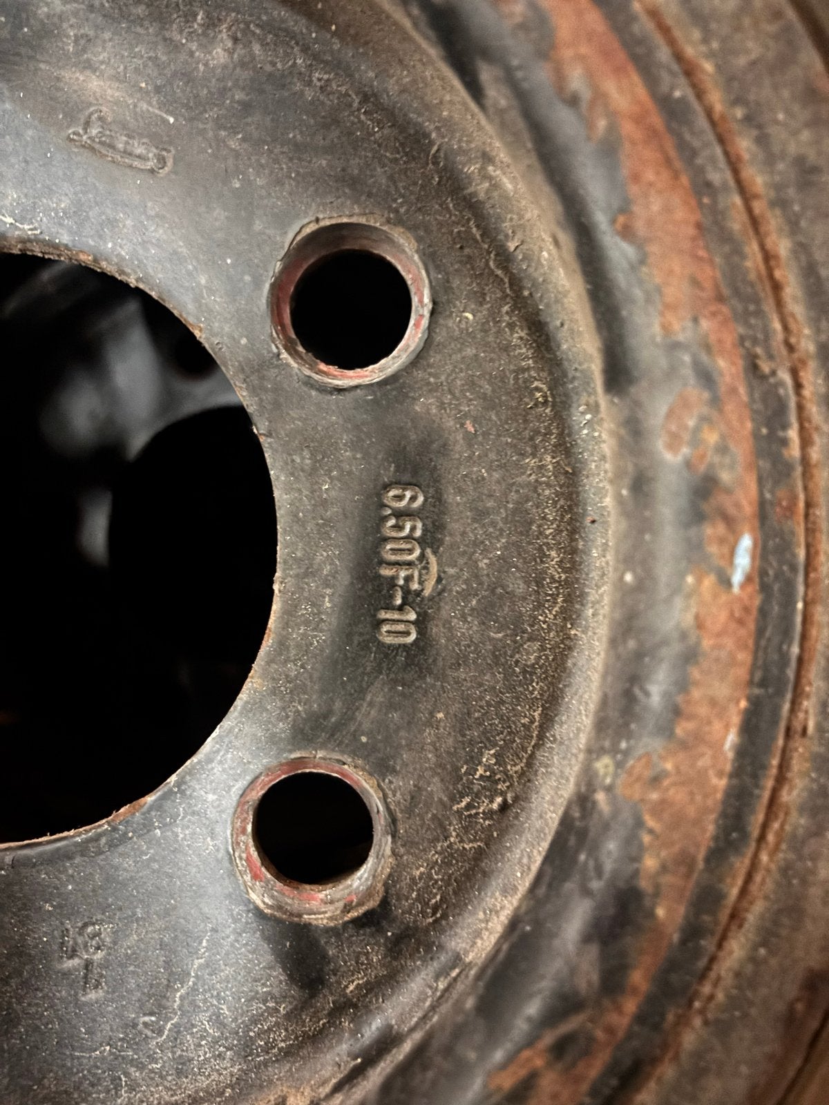 Heftruck banden met velg 23x9-10, Ophalen