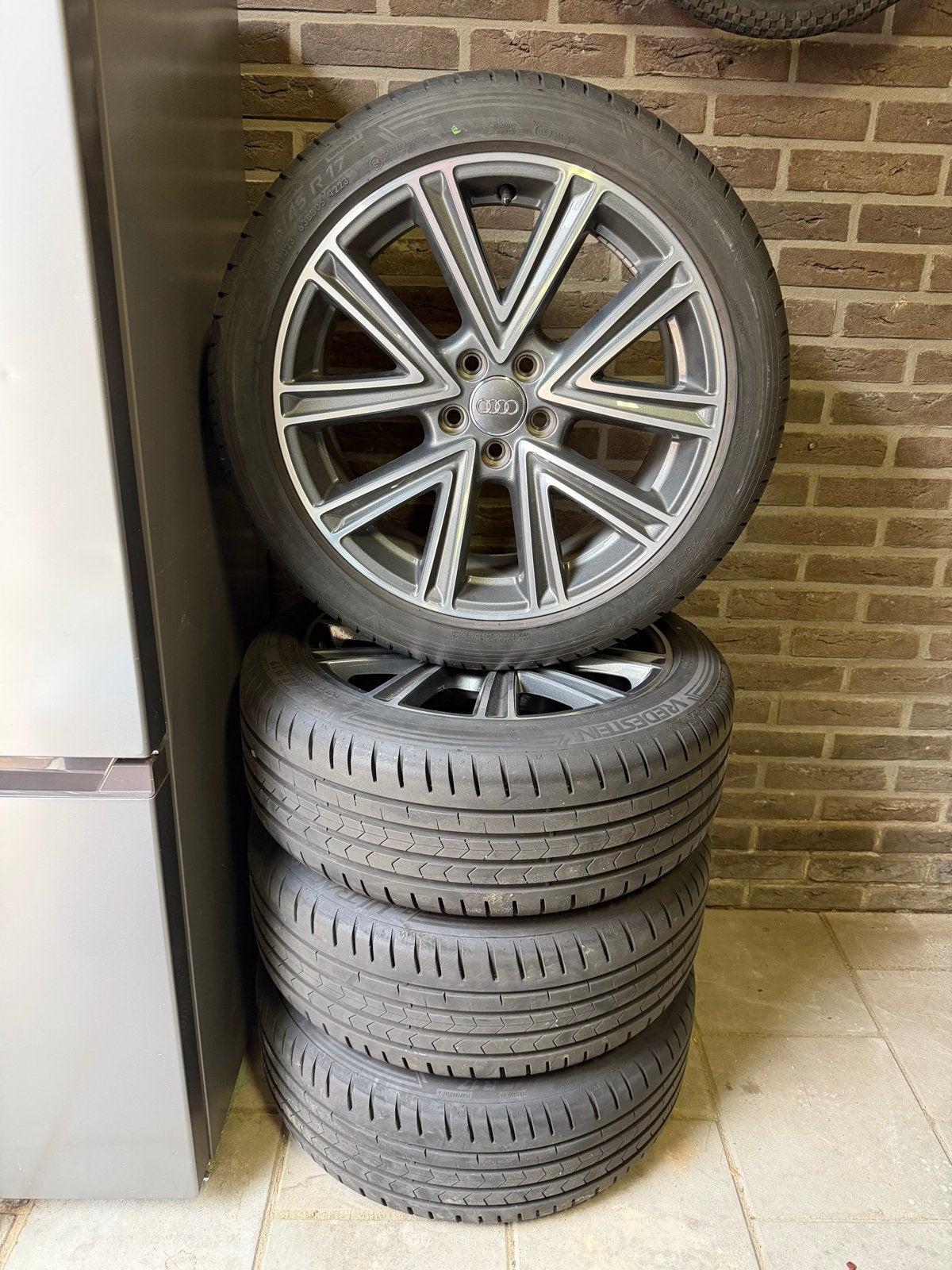 Audi A1 zomerset 17 inch S-line velgen met Vredestein banden, Ophalen, Banden en Velgen, 17 inch, Personenwagen