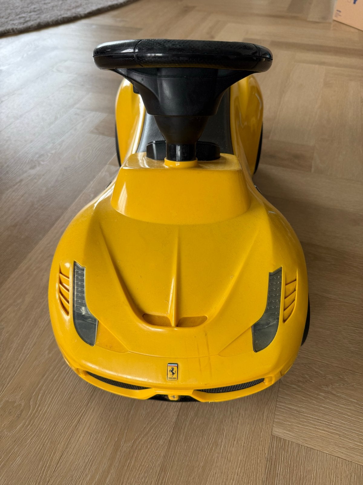 Gele Ferrari loopauto, Ophalen, Gebruikt