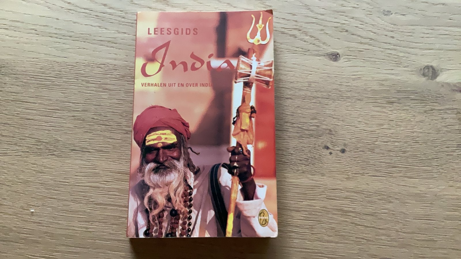 Leesgids over India, Zo goed als nieuw, Reisgids of -boek, Azië, Ophalen