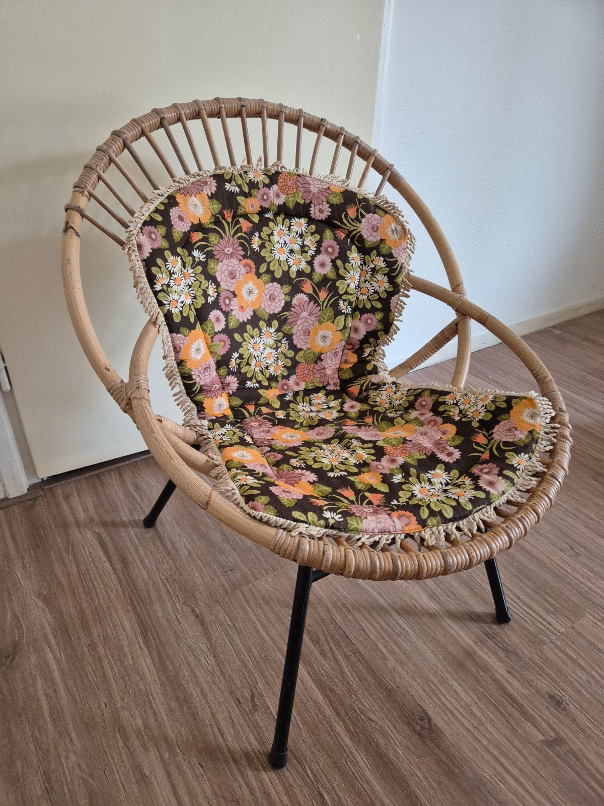 Vintage rieten stoel, Ophalen