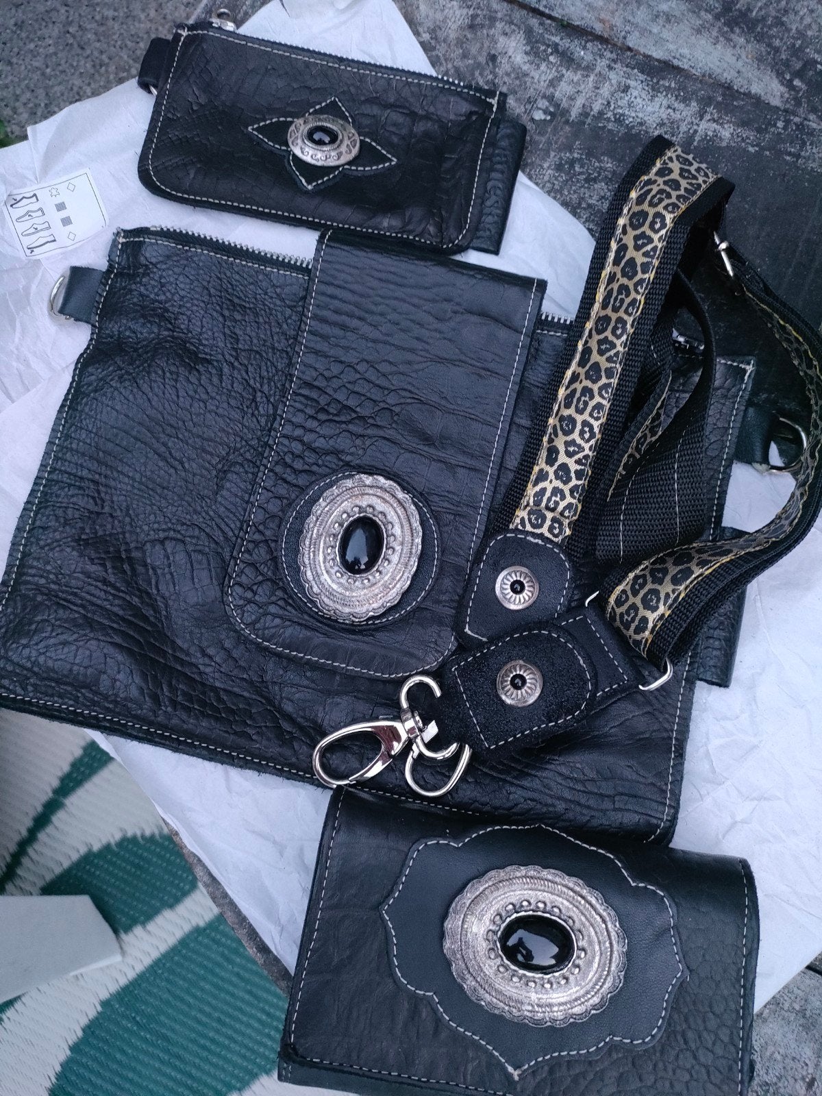 mooie set crossbody tas en portomonees Ganesha, Ophalen of Verzenden, Leer