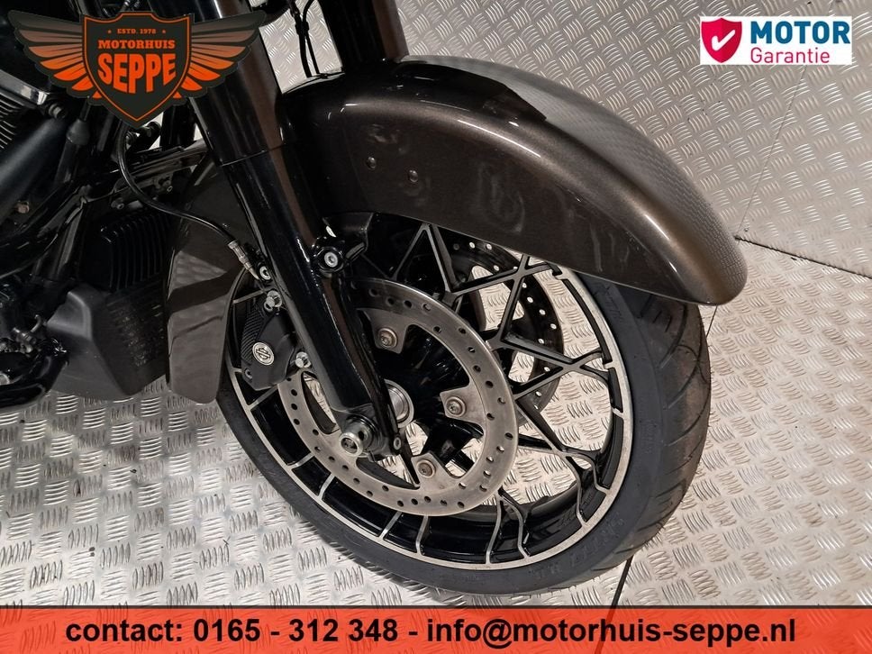 HARLEY-DAVIDSON ROAD GLIDE 131 SCREAMIN EAGLE STAGE FOUR TUN, HARLEY-DAVIDSON, Bedrijf, Onbekend, Toermotor