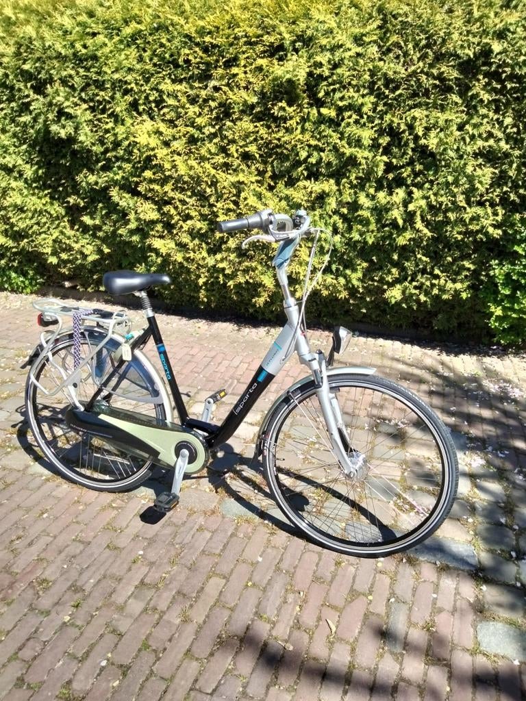 Sparta dames fiets, Fietsen en Brommers, Fietsen | Dames | Damesfietsen, Zo goed als nieuw, Sparta, Versnellingen, 56 cm of meer