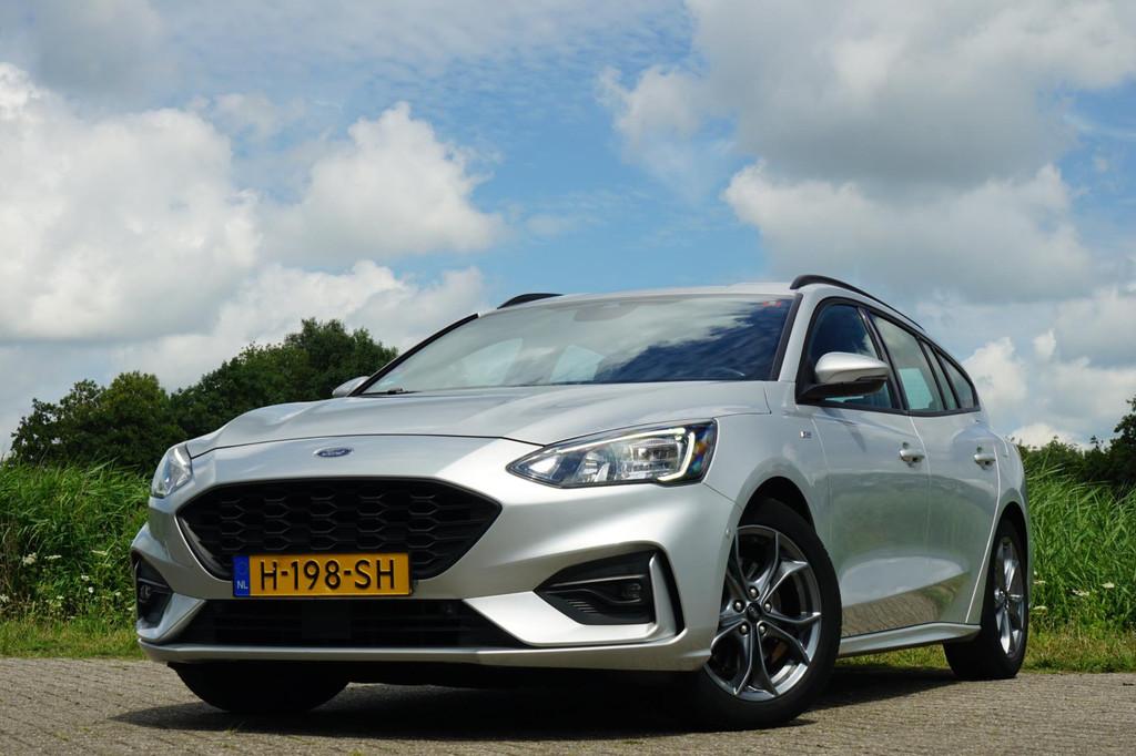 Ford Focus Wagon 1.0 125PK ST Line Business - Moondust Silve, Auto's, Gebruikt, Euro 6, 1283 kg, 23 km/l