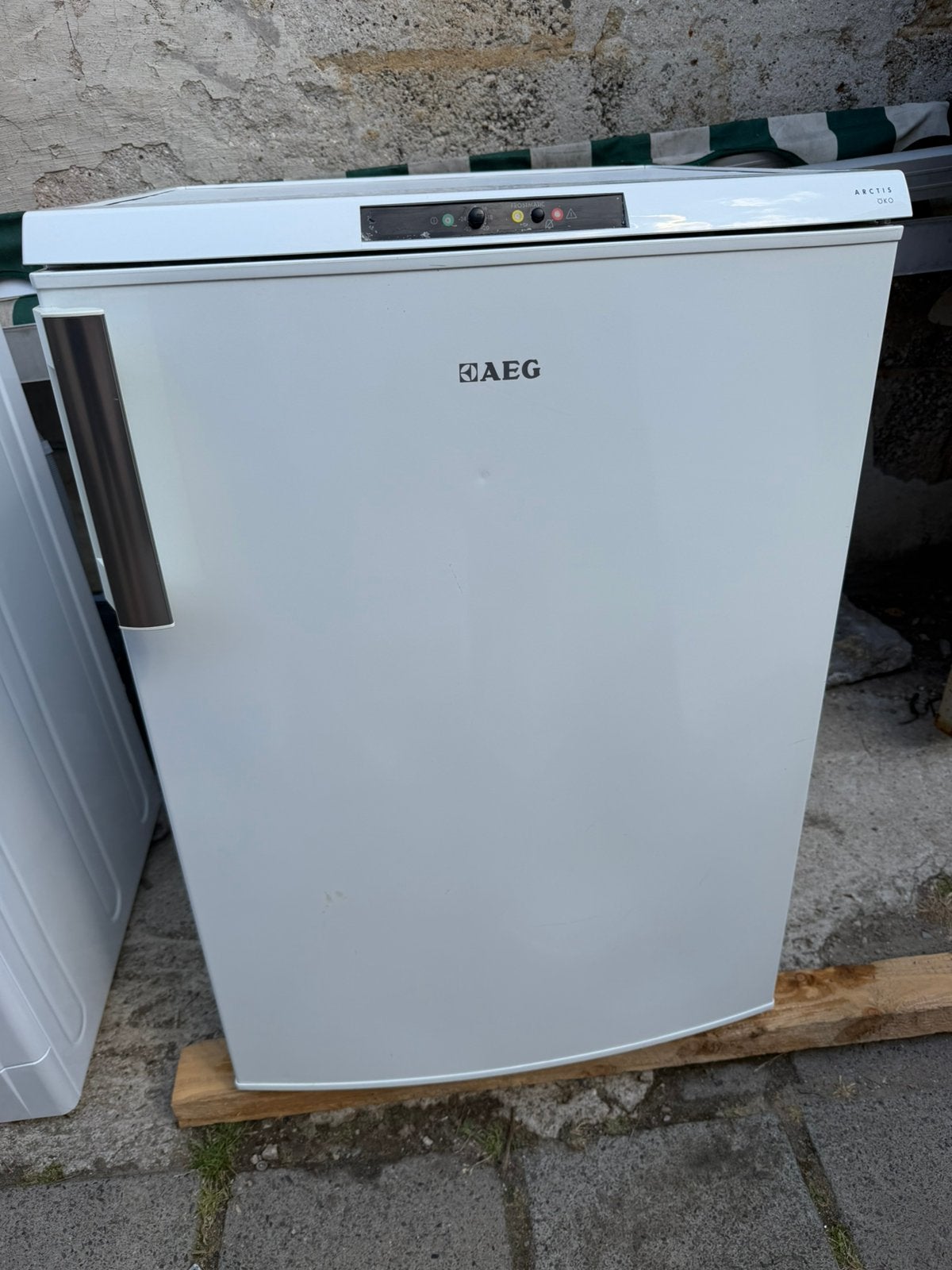 AEG vrijstaande diepvriezer A++ ken eventueel bezorgen., Witgoed en Apparatuur, Vriezers en Diepvrieskisten, Minder dan 85 cm