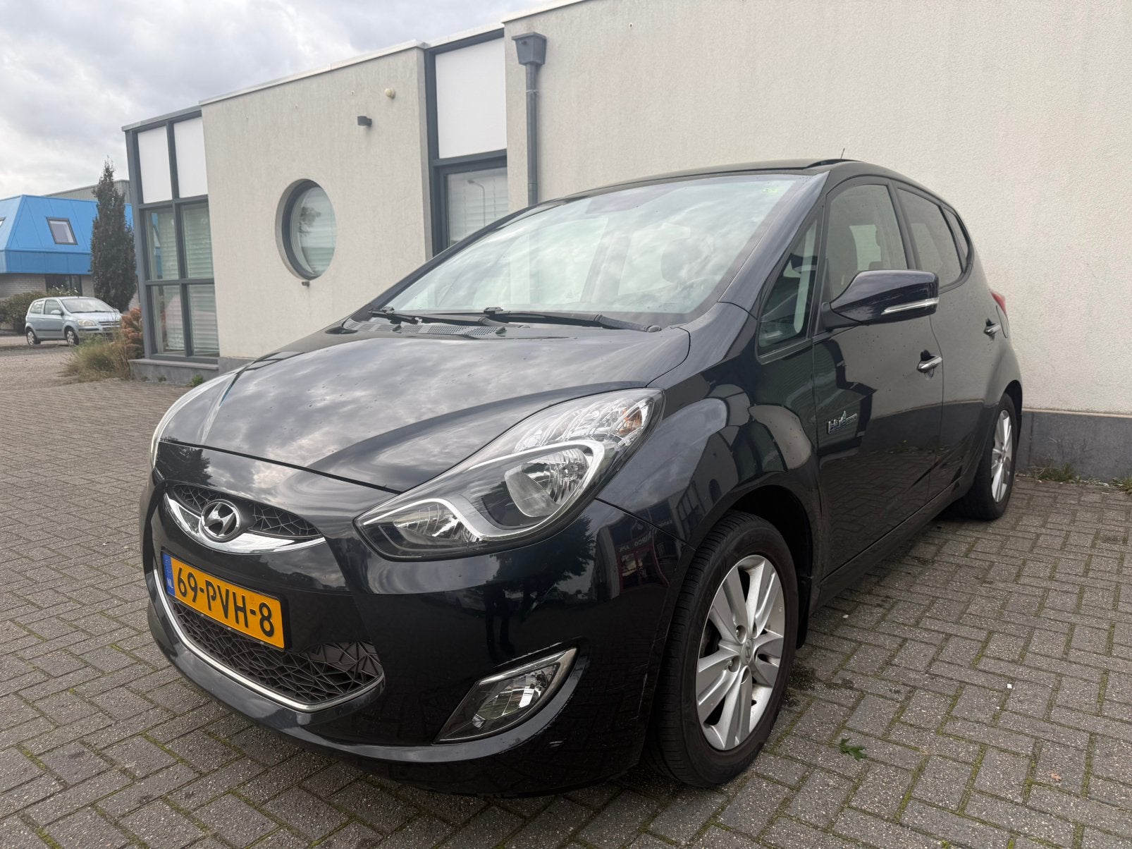 Hyundai iX20 1.6 Cvvt 2011 Zwart Panorama/Camera/Cruise/Trek, Auto's, Voorwielaandrijving, 4 cilinders, Zwart, Origineel Nederlands