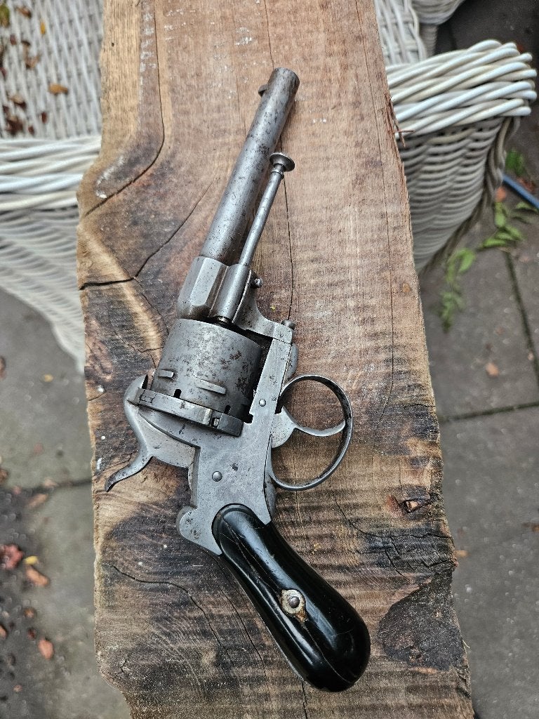 Vrijgestelde antieke penvuur revolver, Ophalen of Verzenden