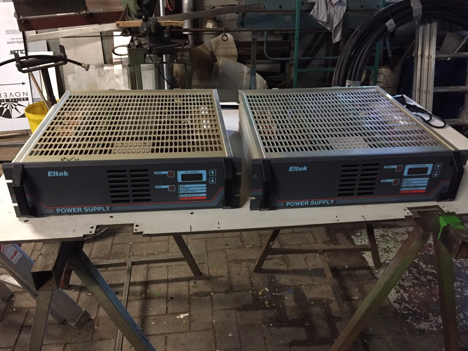 Te koop Voeding 0/60 volt DC Bij 100 ampere, Telecommunicatie, Zenders en Ontvangers, Ophalen, Gebruikt