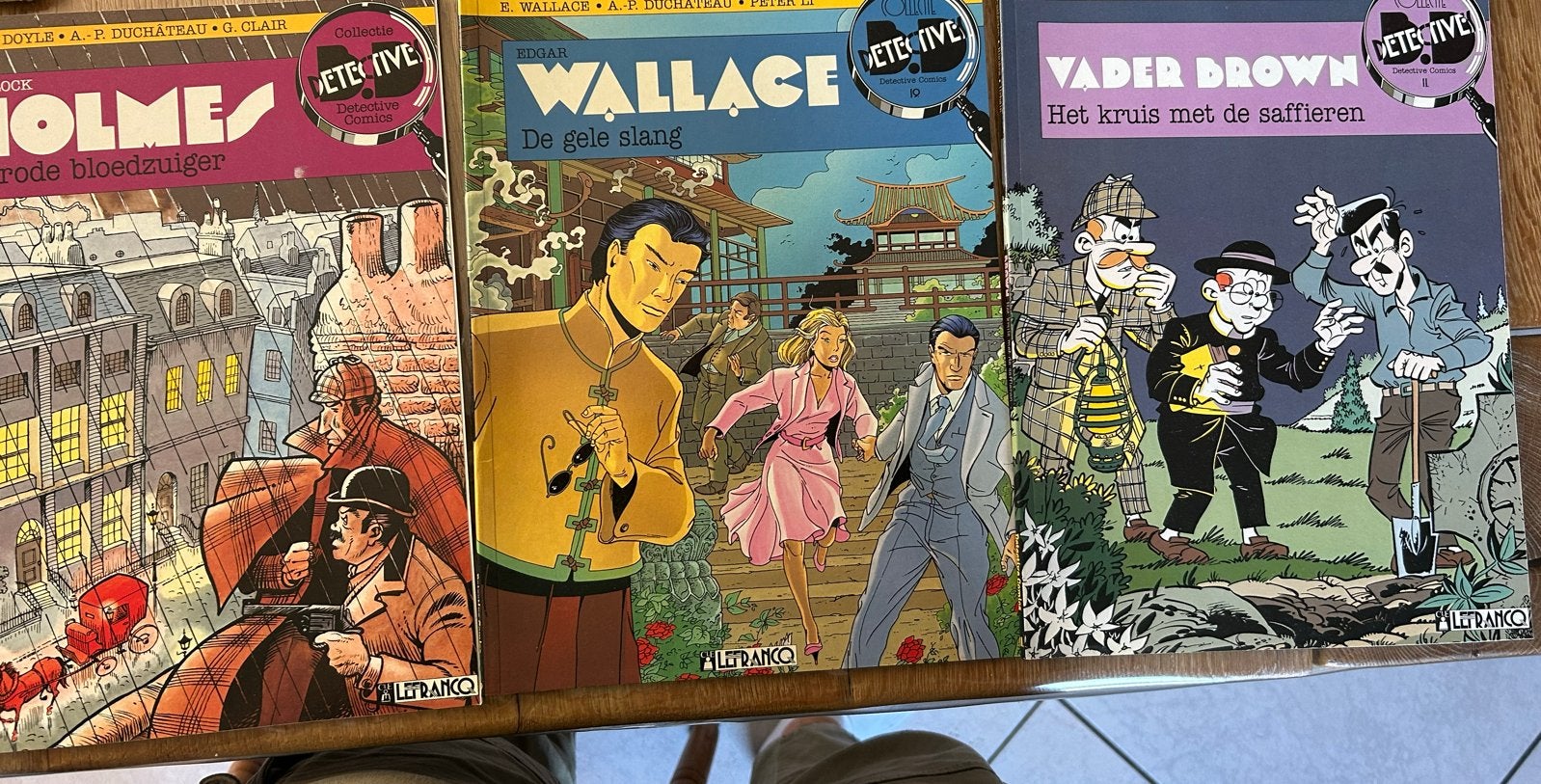 3 Detective Comics: Holmes, Wallace, Vader Brown, Ophalen of Verzenden, Gelezen