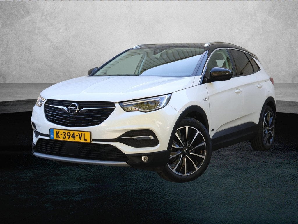 Opel Grandland X 225pk Hybrid Ultimate | Accu 92% | 1ste eig, 228 pk, 4 cilinders, 1600 cc, Wit