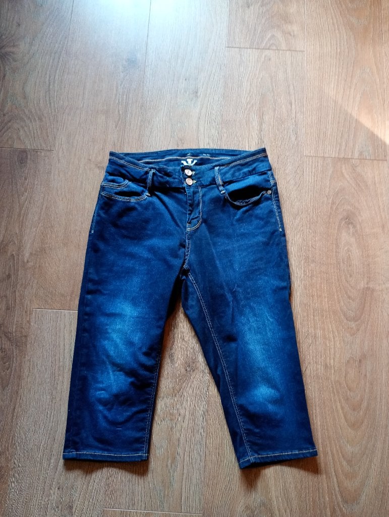 Mooie donkerblauwe spijkerbroek mt M Tripper, Blauw, Ophalen of Verzenden, Zo goed als nieuw, W30 - W32 (confectie 38/40)