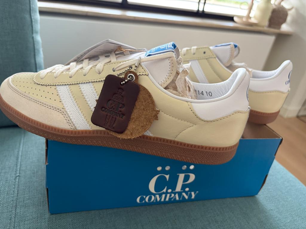 Adidas SPZL x CP Company Wimberly DS - Maat 43 1/3 NIEUW, Ophalen, Nieuw, Overige kleuren, Sneakers of Gympen