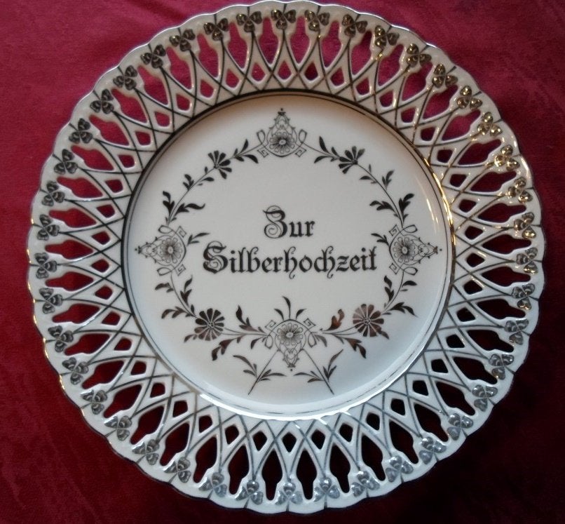 Wandbord Zur Silberhochzeit. 1906 - 1918 uitgegeven., Antiek en Kunst, Antiek | Wandborden en Tegels, Ophalen of Verzenden