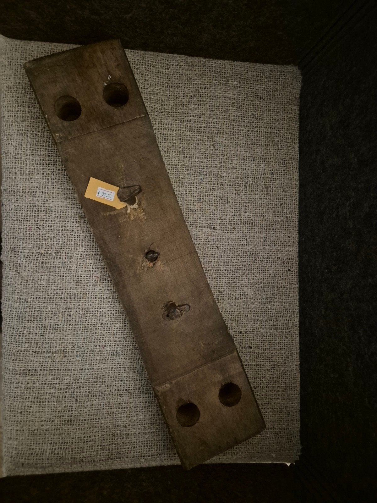 Stoere houten kapstok voor keuken of badkamer, Wandkapstok, Www.vrumdwonen.nl, Het Logement 9, Nieuw