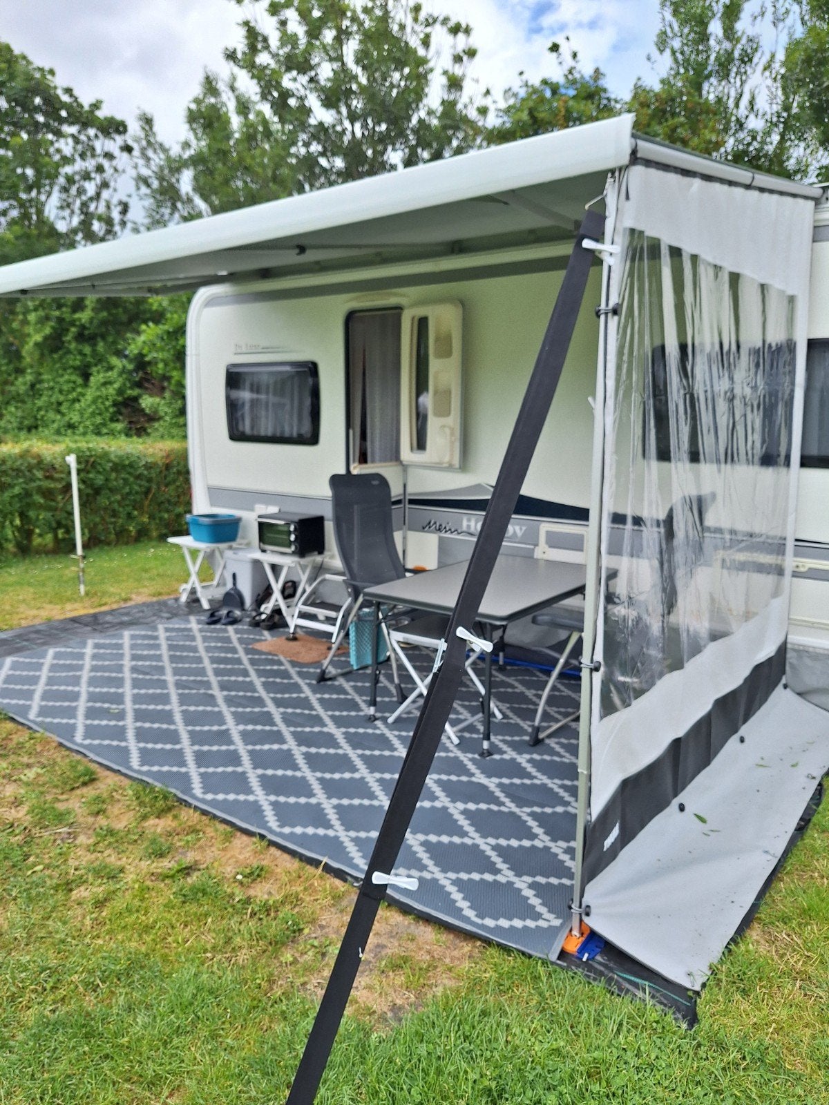 Hobby UL De Luxe ( Enkele bedden ) Bj 2011, Caravans en Kamperen, Reservewiel, Rondzit, Hobby, Particulier