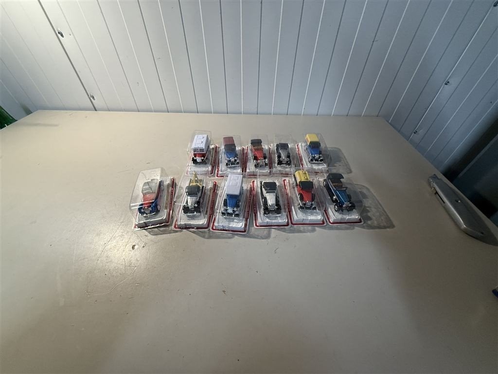 11 stuks Guisval auto moddelen nieuw in verpakking Die cast, Ophalen of Verzenden, Zo goed als nieuw, Auto
