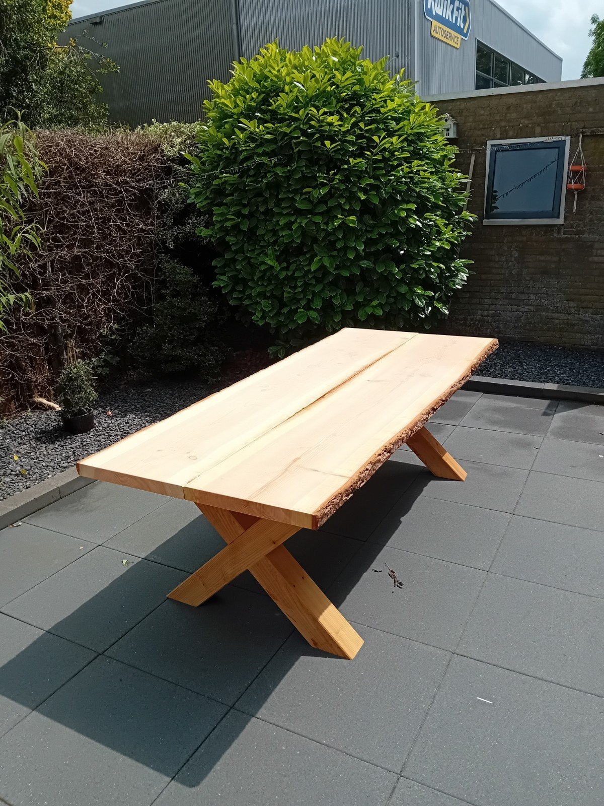 tuintafel boomstamtafel met brede schaaldelen van douglas, Ophalen, Nieuw, Rechthoekig, Hout