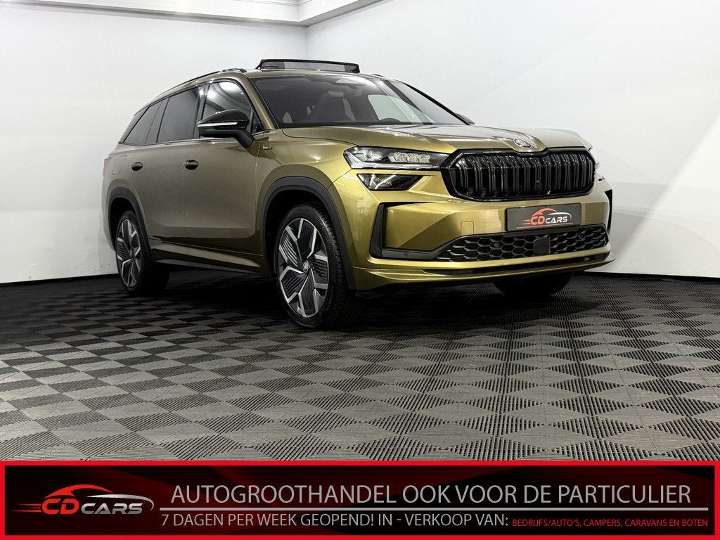 Skoda Kodiaq 1.5 TSI PHEV Sportline Business Plug-in Panoram, Auto's, Skoda, 4 cilinders, Bruin, Leder en Stof, Automatische klimaatregeling