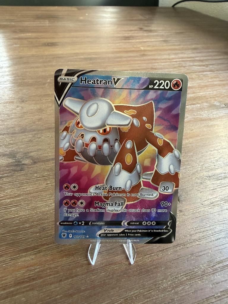 Heatran V - Astral Radiance Pokémon kaart, Ophalen, Zo goed als nieuw