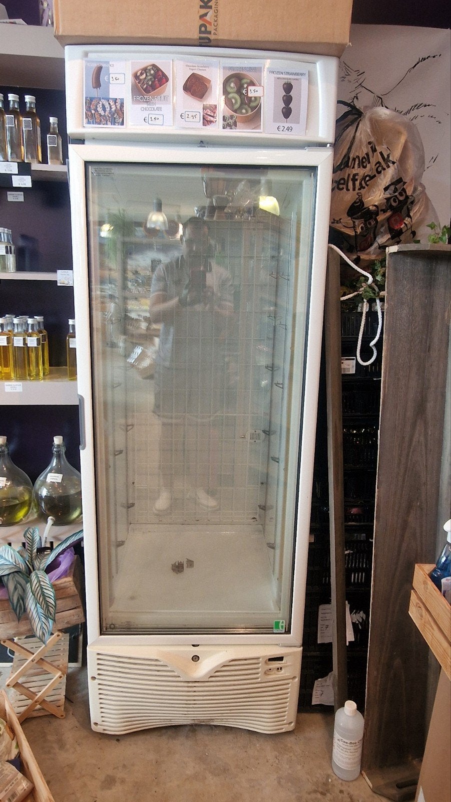 Mondial EXPO 500 NV display vriezer – defect / opknapper, Ophalen, 200 liter of meer, 60 cm of meer, 160 cm of meer