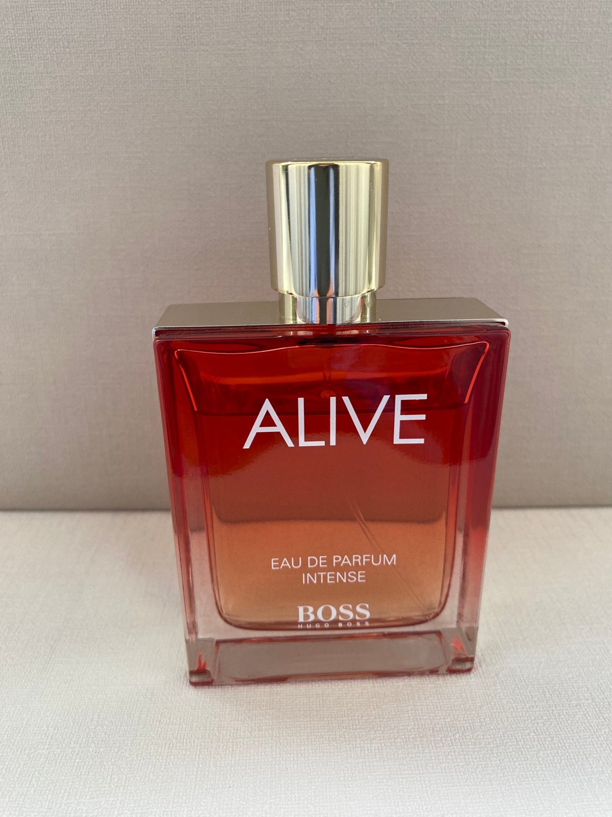HUGO BOSS ALIVE INTENSE EAU DE PARFUM 65 / 80 ML., Ophalen of Verzenden, Zo goed als nieuw