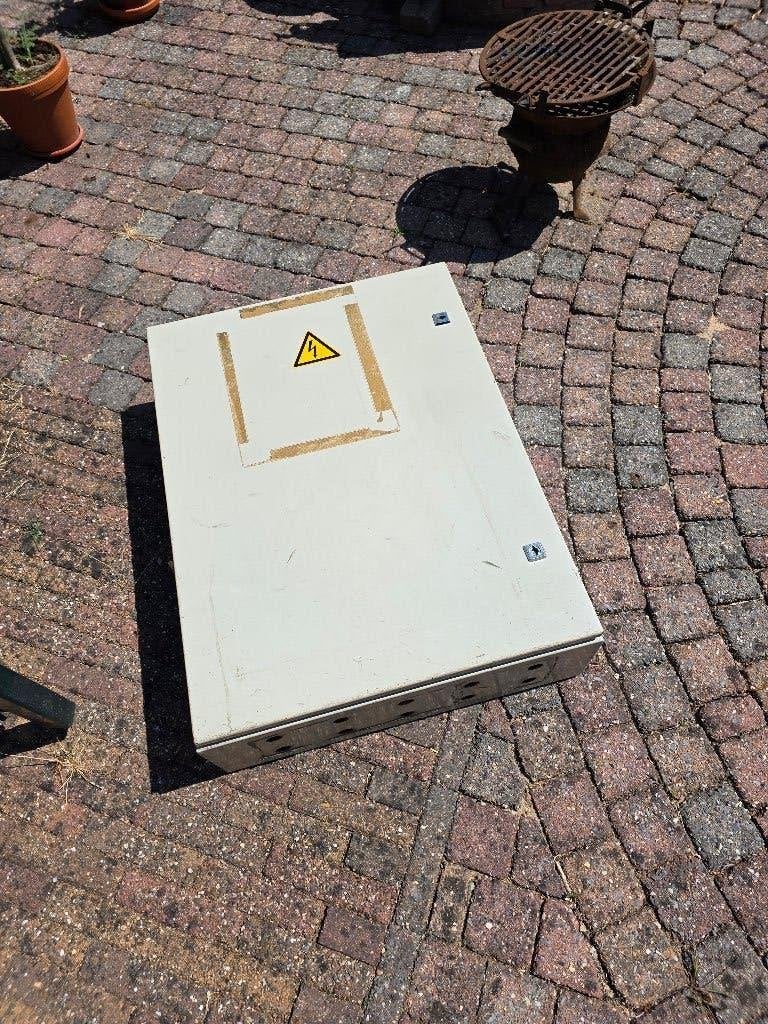 Eldon electrokast 80 x 60 x 20 cm, Doe-het-zelf en Verbouw, Elektra en Kabels, Ophalen, Gebruikt, Overige typen