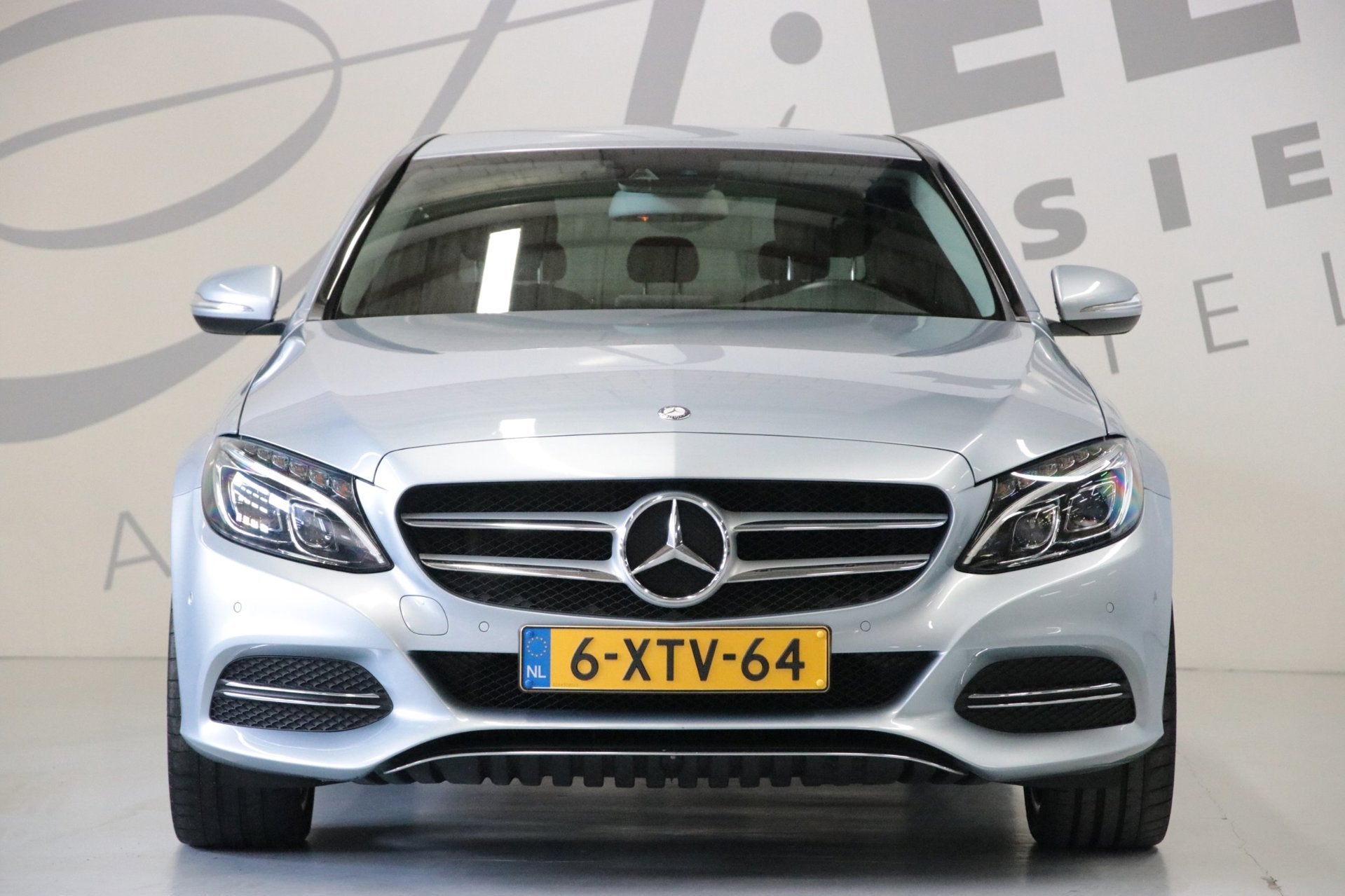 Mercedes-Benz C-klasse 180 Trekhaak/NAP/Origineel NL, Gebruikt, Bedrijf, Handgeschakeld, Sedan