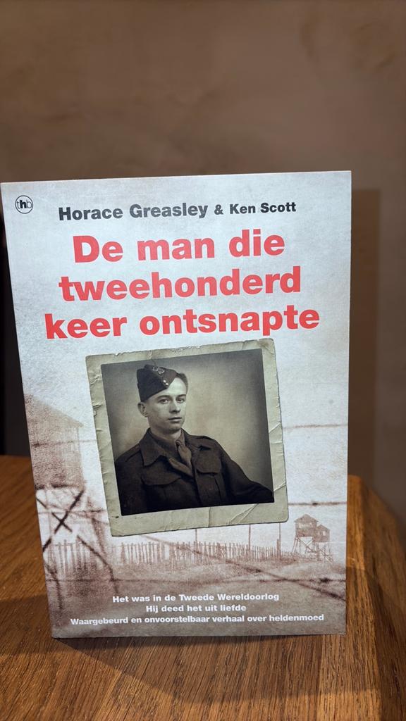 Ken Scott - De man die tweehonderd keer ontsnapte, Ophalen of Verzenden, Zo goed als nieuw, Ken Scott; Horace Greasley