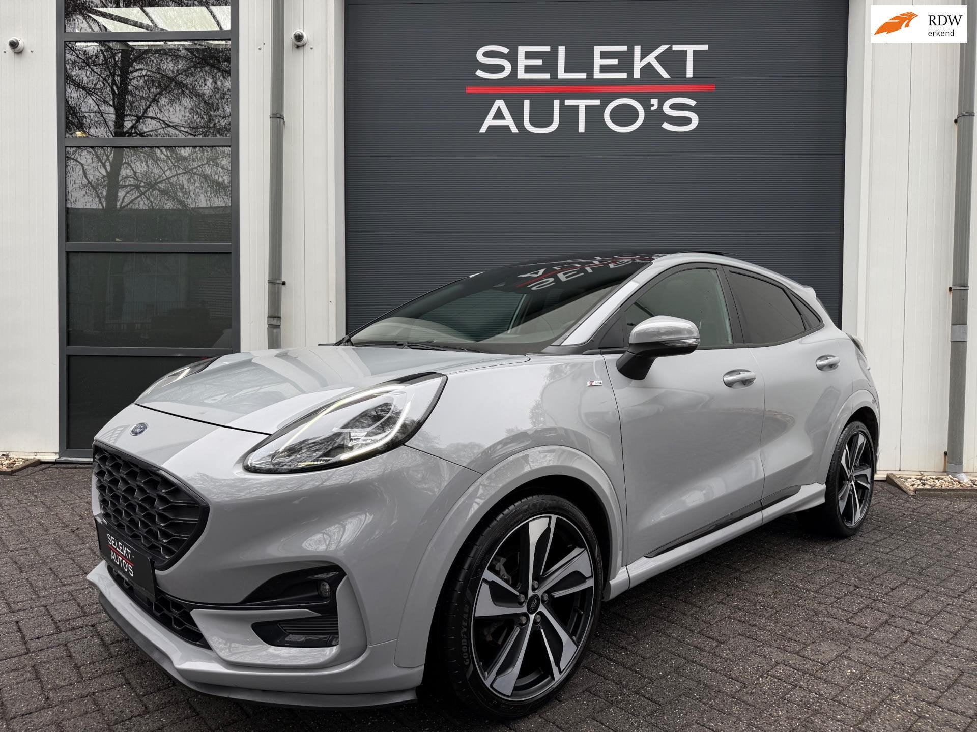 Ford Puma 1.0 EcoBoost Hybrid ST-Line X 155 Pk Pano/Navi/LED, Auto's, Voorwielaandrijving, Zwart, Leder en Stof, 23 km/l