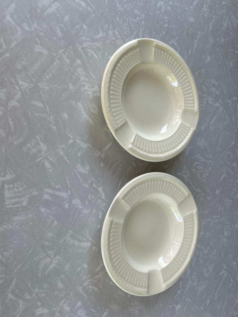 2 Wedgwood asbakken serie Esmee, Antiek en Kunst, Ophalen of Verzenden