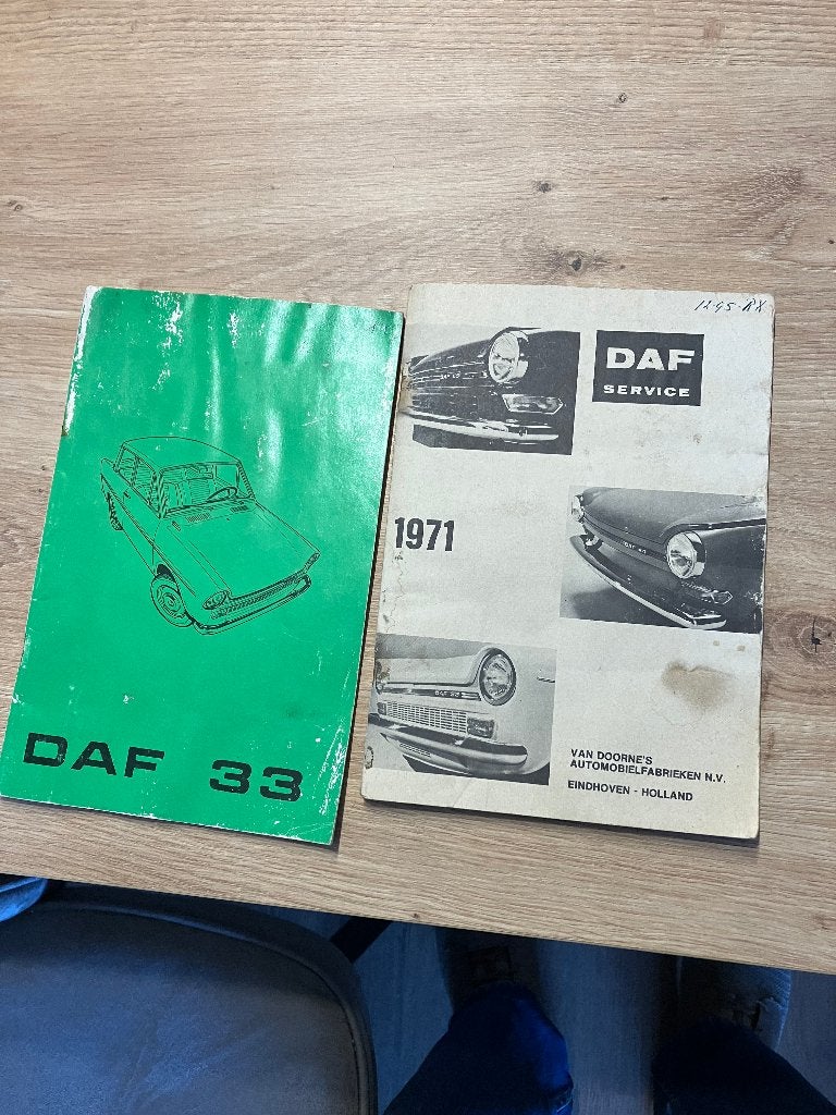 Daf 33 Instructie en service boek, Ophalen of Verzenden, Overige merken, Onbekend, Gelezen