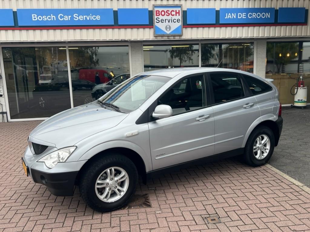 Ssangyong ACTYON A 230 S 4WD SPORT 4x4 LAGE KM-STAND, Auto's, SsangYong, Automaat, Gebruikt, 4 cilinders, 150 pk