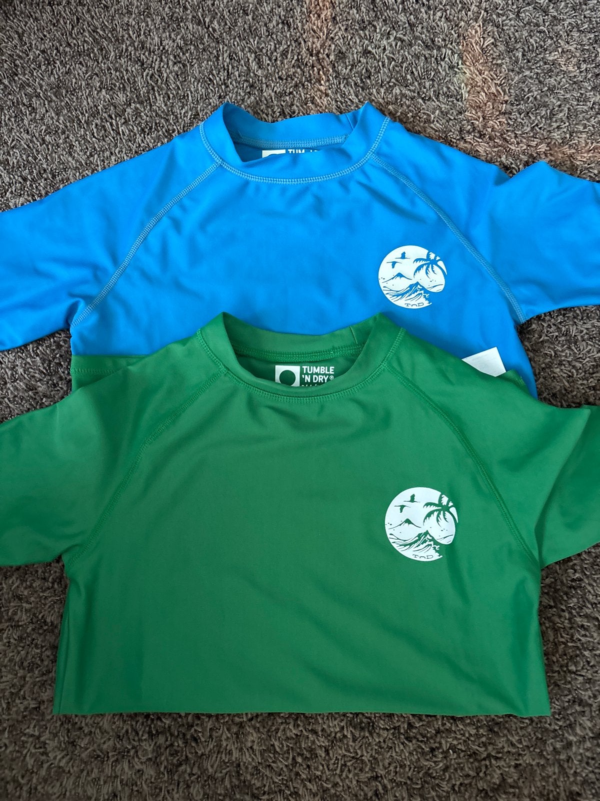 Tumble 'N Dry UV-zwemshirts (2 stuks) maat 146/152, UV-zwemkleding, Jongen of Meisje, Ophalen of Verzenden, Zo goed als nieuw