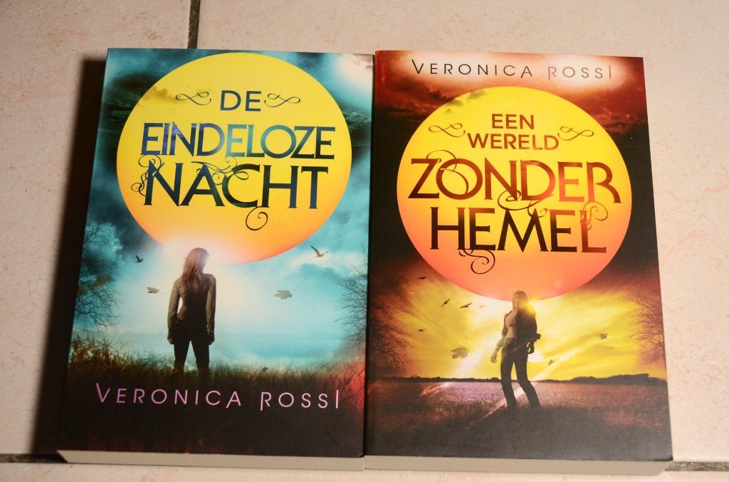 Young Adult De wereld zonder hemel Veronica Rossi dl 1 & 2  , Ophalen of Verzenden, Zo goed als nieuw
