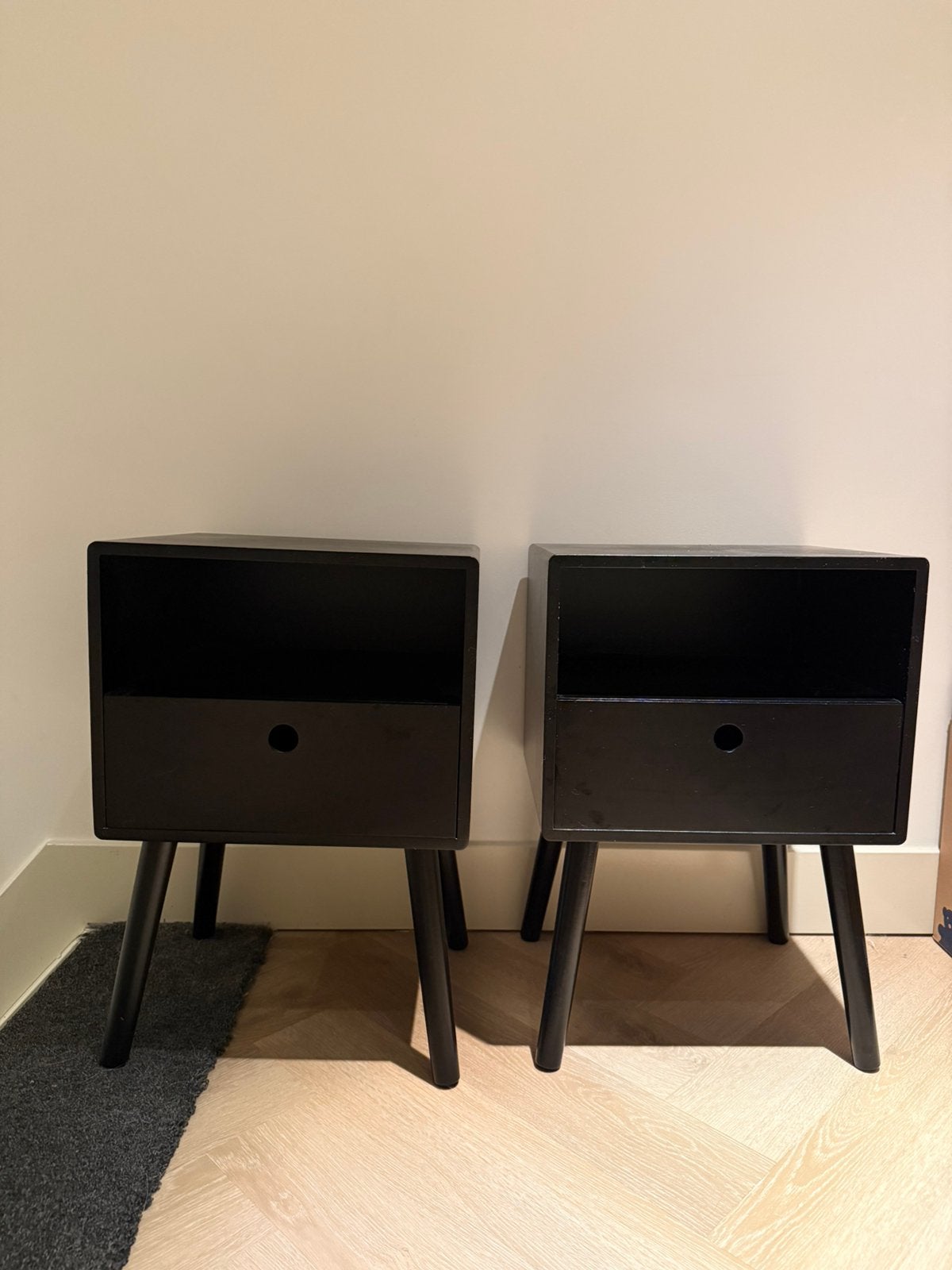 Westwing Woood Nachtkastje (2 stuks), Minder dan 45 cm, Ophalen of Verzenden, Zo goed als nieuw, Minder dan 55 cm