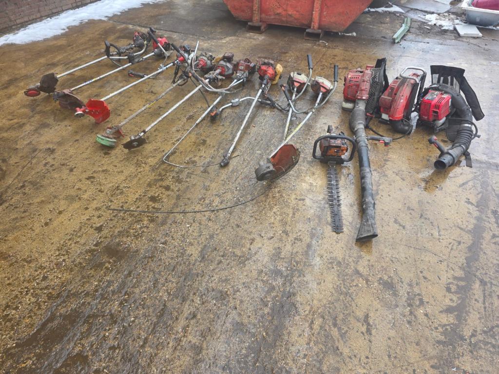 :PARTIJ Bosmaaier / Grastrimmer /Bladblazer Reparatie Onde, Ophalen, Gebruikt, Benzine