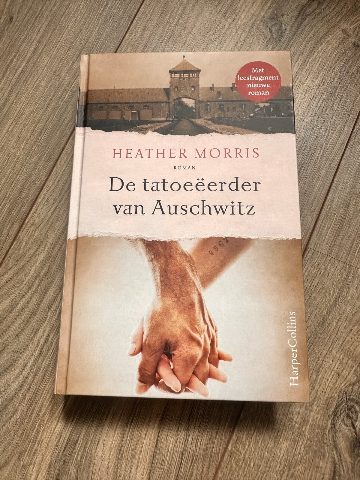 De tatoeëerder van Auschwitz ( hardcover ), Ophalen, Tweede Wereldoorlog, Zo goed als nieuw, Overige onderwerpen