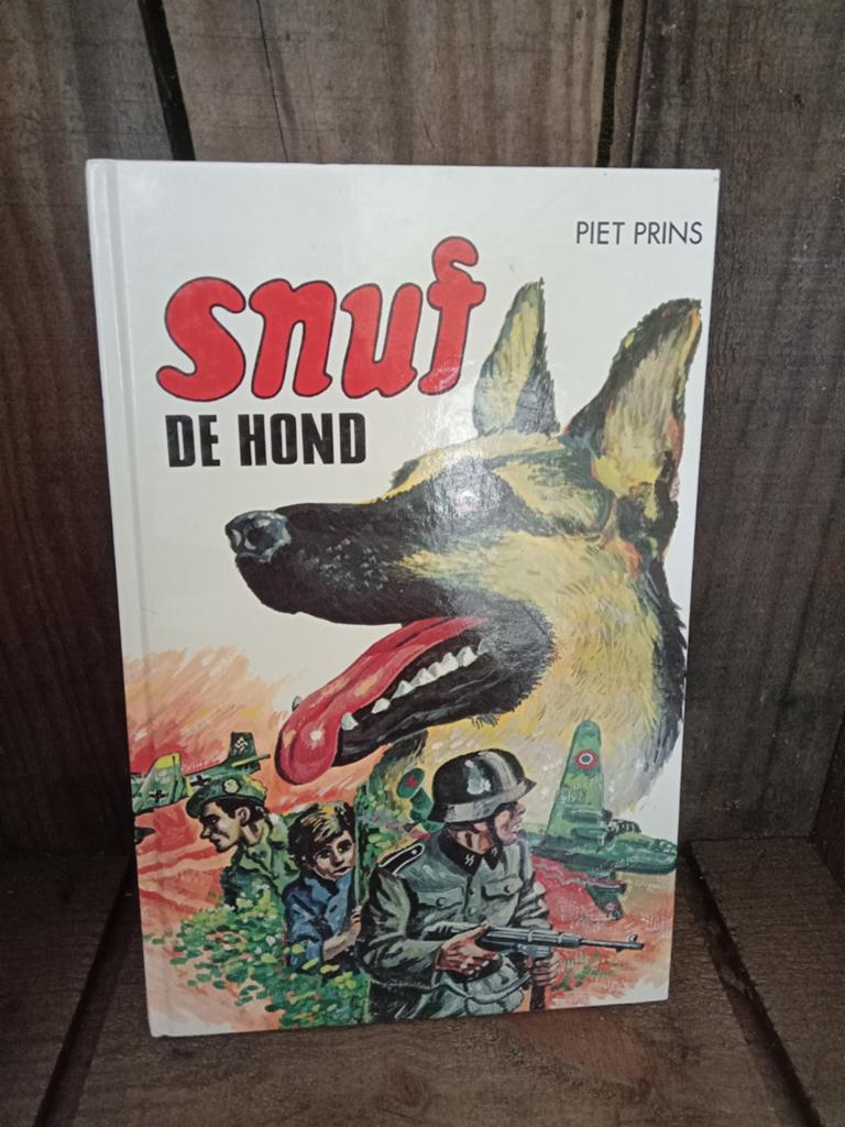 Snuf de Hond - Piet Prins (21e druk), Boeken, Ophalen of Verzenden, 20e eeuw of later, Gelezen, Piet Prins