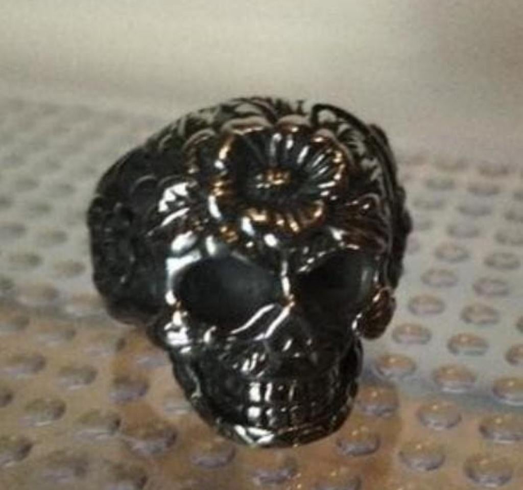 Stoere schedel ring met bloemen - Outlaws Amsterdam stijl, Ophalen of Verzenden