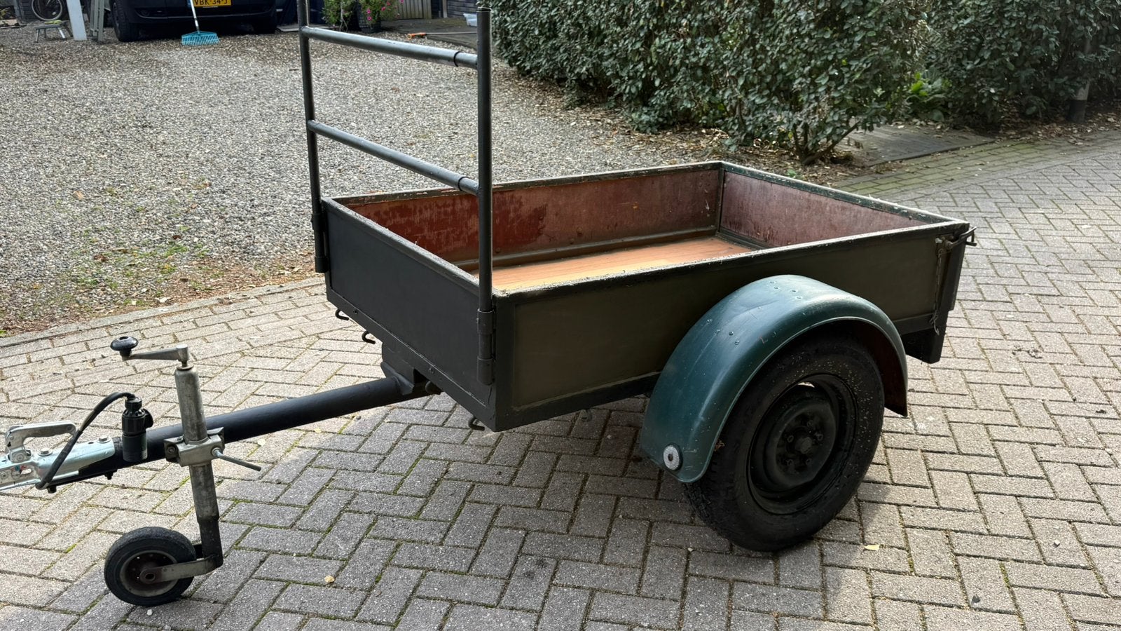 Sterke aanhanger (nieuwe bodem, verlichting en koppeling), Auto diversen, Ophalen of Verzenden, Zo goed als nieuw
