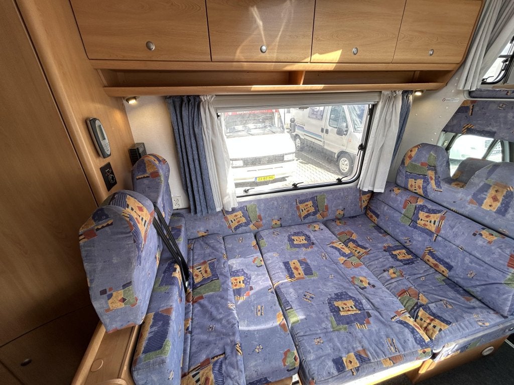 Foto 22 van Knaus Sun Traveller 605MF 6-Persoons Fiat Ducato 2.8JTD