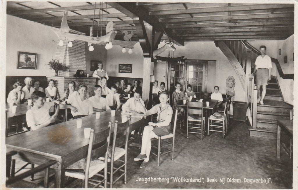 beek bij didam- interieur wolkenland, Verzamelen, Ansichtkaarten | Nederland, Ophalen of Verzenden, 1940 tot 1960, Gelderland