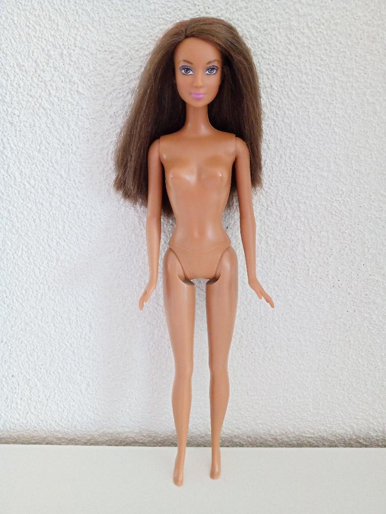 Barbie Fashion Fever H0892 - KAYLA, Verzamelen, Poppen, Ophalen of Verzenden, Gebruikt, Pop