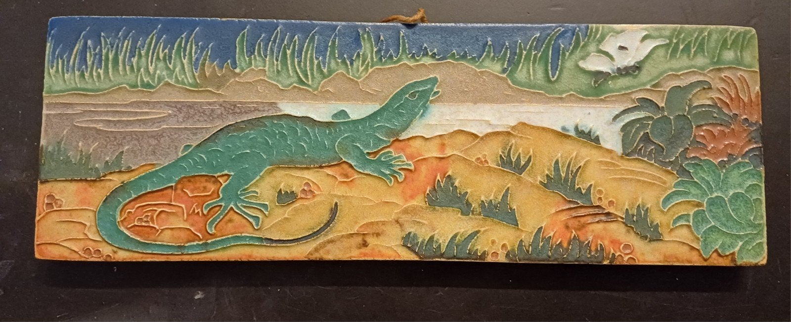 porceleyne fles Delft, zeldzame tegel salamander en vlinder, Verzenden