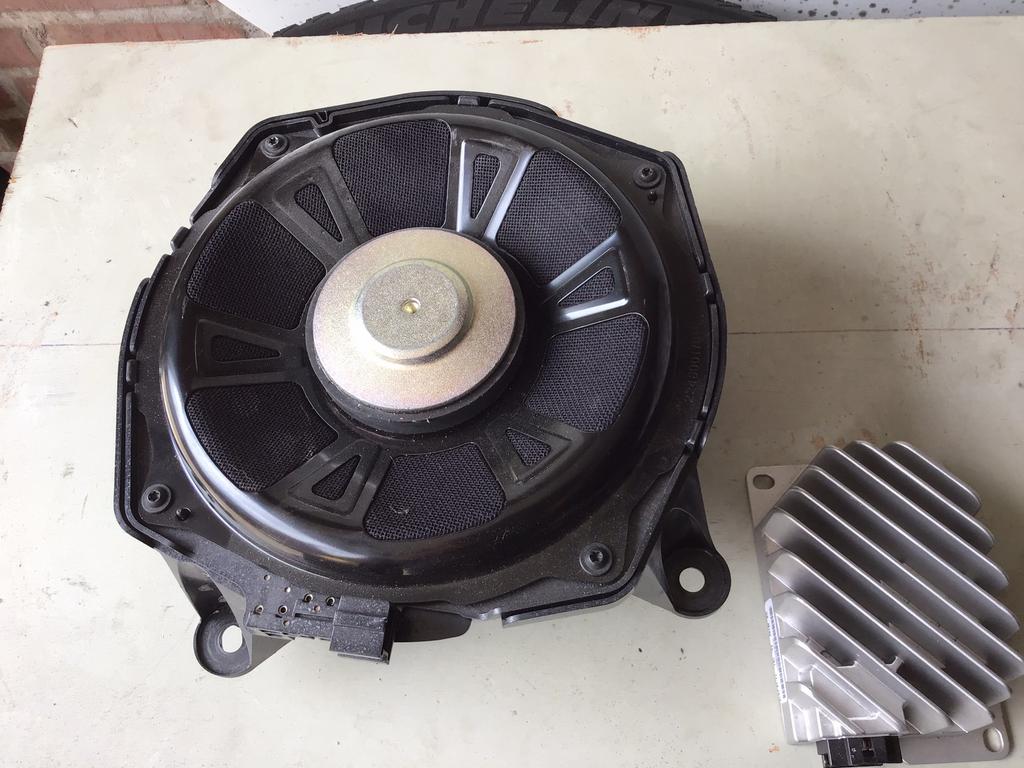 Mercedes A W177 versterker basspeaker harman, Ophalen of Verzenden, Zo goed als nieuw