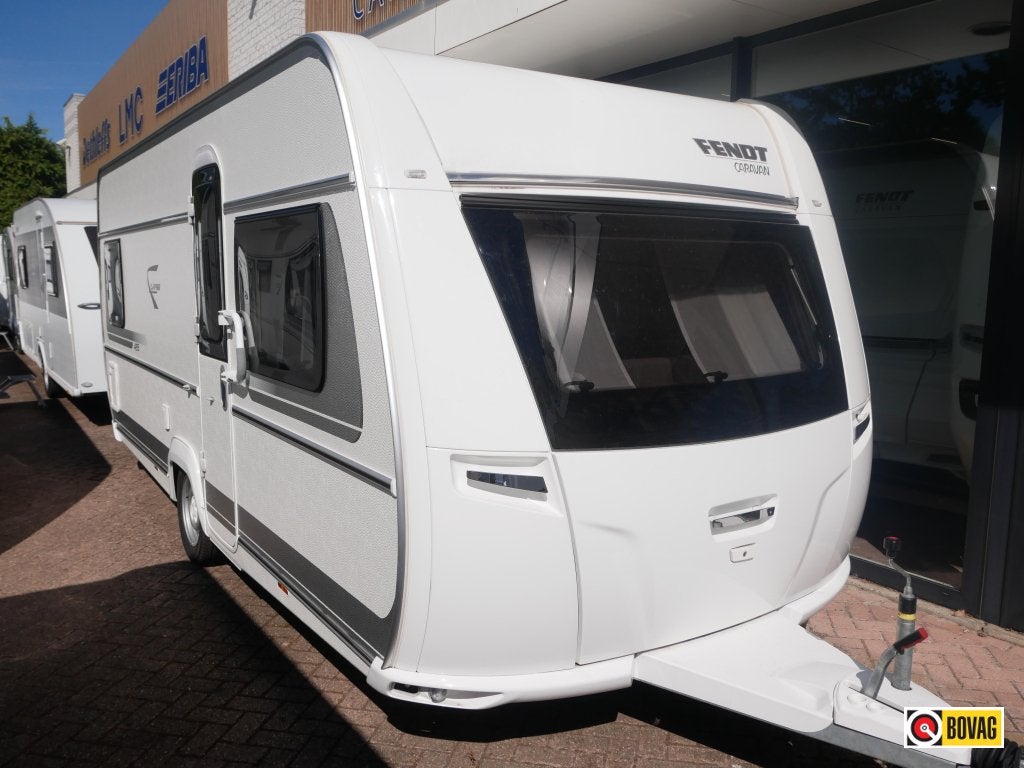 Fendt Saphir 495 SF Incl. voortent, Niet ingevuld, Rondzit, Bedrijf, Niet ingevuld