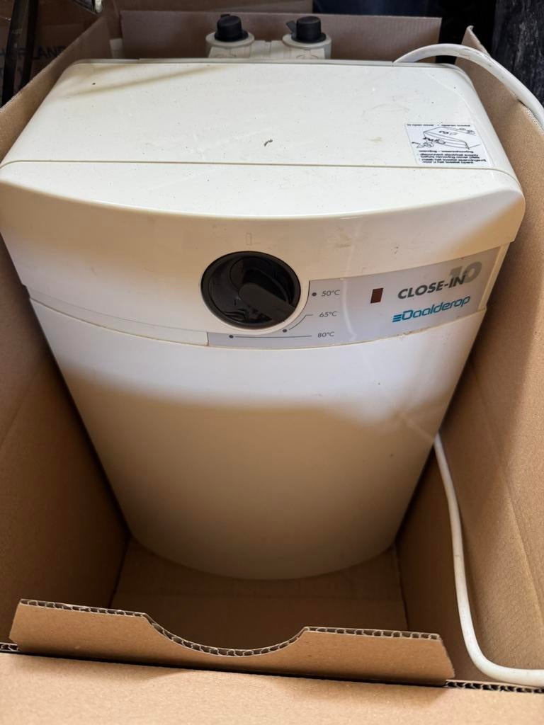 Daalderop close in 10 boiler, Aardgas, Zo goed als nieuw, Minder dan 20 liter, Onbekend