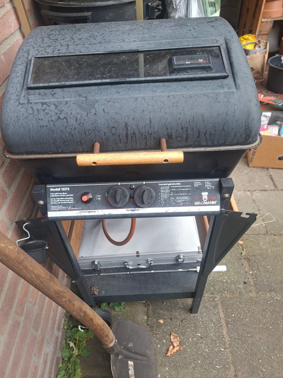 Landmann gasbarbecue met koffertje vol accessoires, Ophalen, Gebruikt, Landmann
